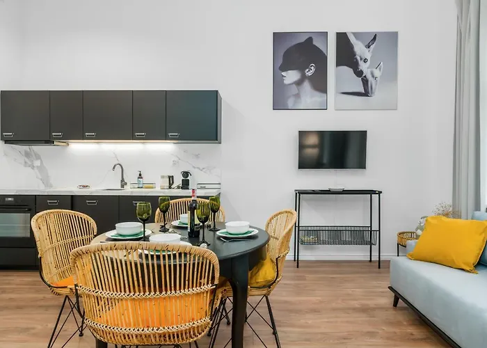 Deluxe Mtp Matejki By Renters * Poznań