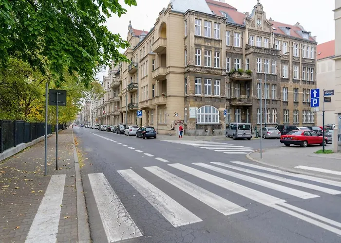 Deluxe Mtp Matejki By Renters * Poznań