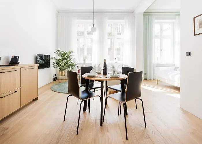 Deluxe Mtp Matejki By Renters