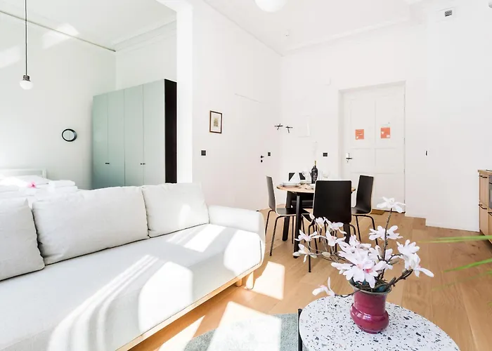 Deluxe Mtp Matejki By Renters Appartement *