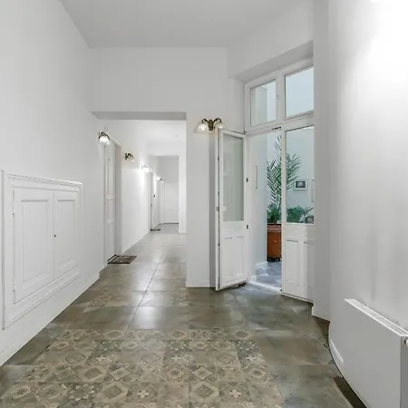 Appartement Deluxe Mtp Matejki By Renters *