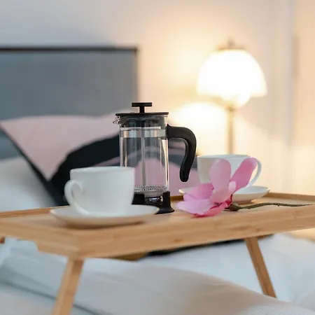 Apartament Deluxe Mtp Matejki By Renters Poznań