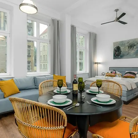 Apartment Deluxe Mtp Matejki By Renters *