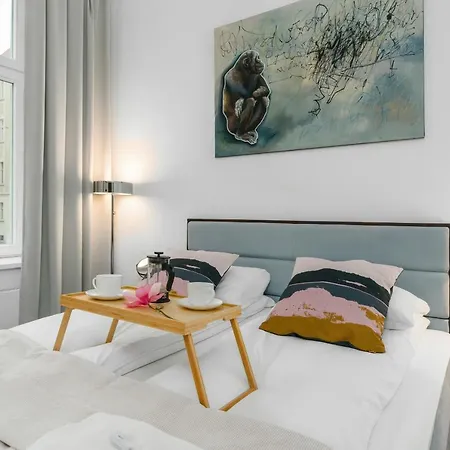 Deluxe Mtp Matejki By Renters Apartment Posen