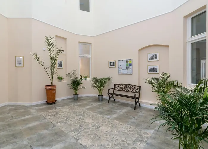 Deluxe Mtp Matejki By Renters * Poznań